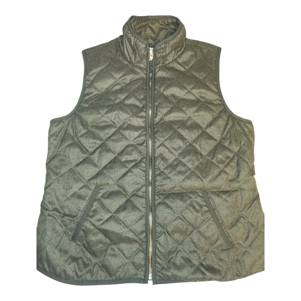 Old Navy Quilted Green Vest, Size L.   #A01